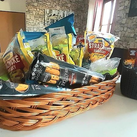Penzion U Draci Skaly Hotel Svojse Екстериор снимка